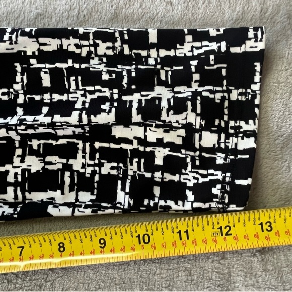 Jones New York Signature Black & White Blouse Top - Picture 8 of 10